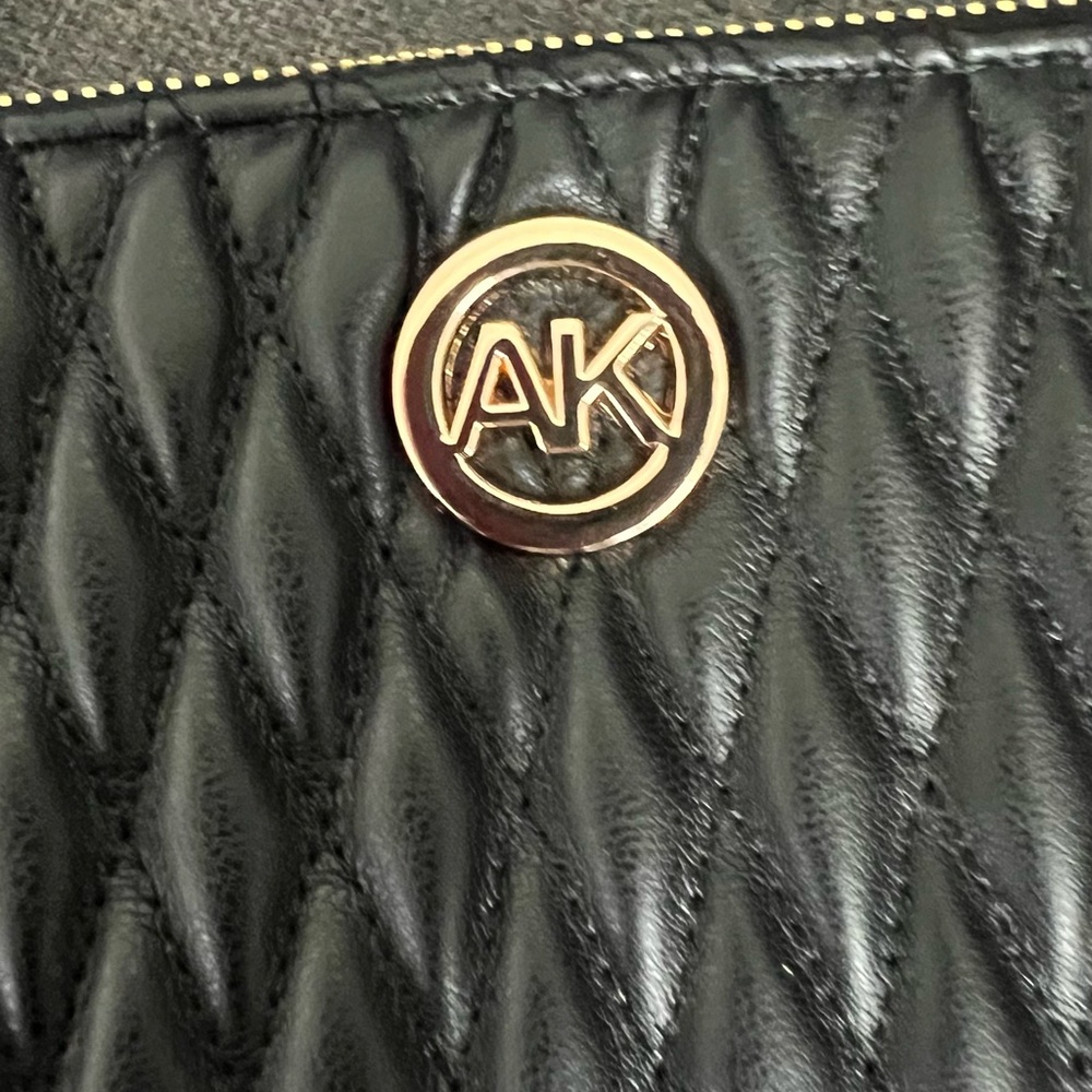 NWT ANNE KLEIN BIFOLD WALLET WRISTLET CASE - Picture 2 of 6